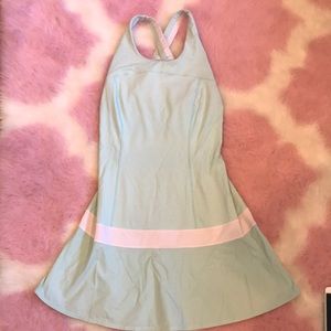 Lululemon 8 athletic dress